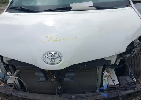 2015 Toyota Sienna Xle 8 Passenger из США, поврежденный, VIN 5TDYK3DC2FS530821